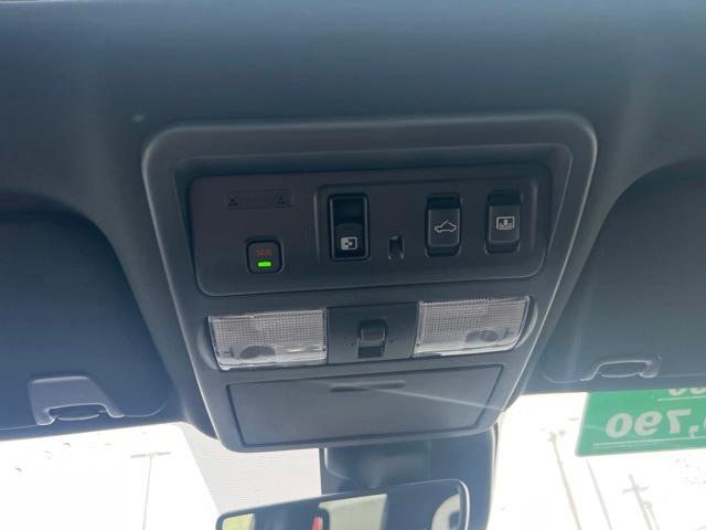 2024 Nissan Titan Crew Cab PRO-4X 4x4