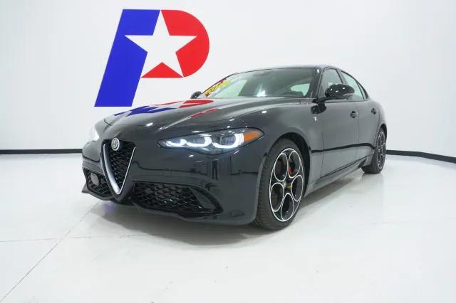 2024 Alfa Romeo Giulia GIULIA Ti RWD