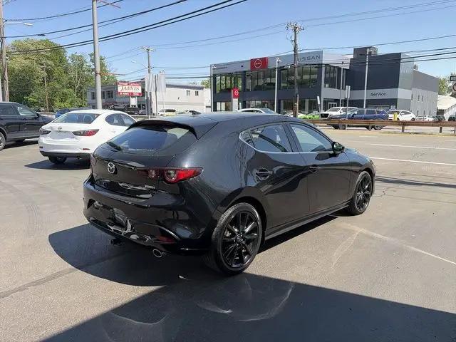 2022 Mazda Mazda3 Premium
