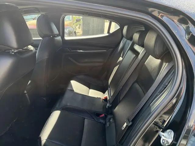 2022 Mazda Mazda3 Premium