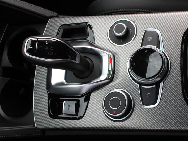2024 Alfa Romeo Stelvio Veloce AWD