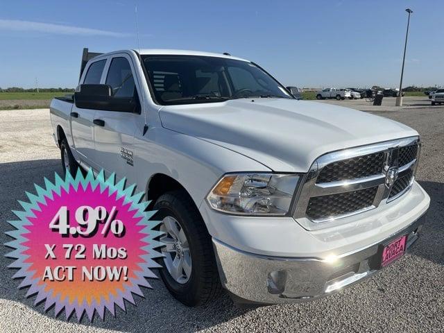 2023 RAM Ram 1500 Classic RAM 1500 CLASSIC TRADESMAN CREW CAB 4X4 57 BOX