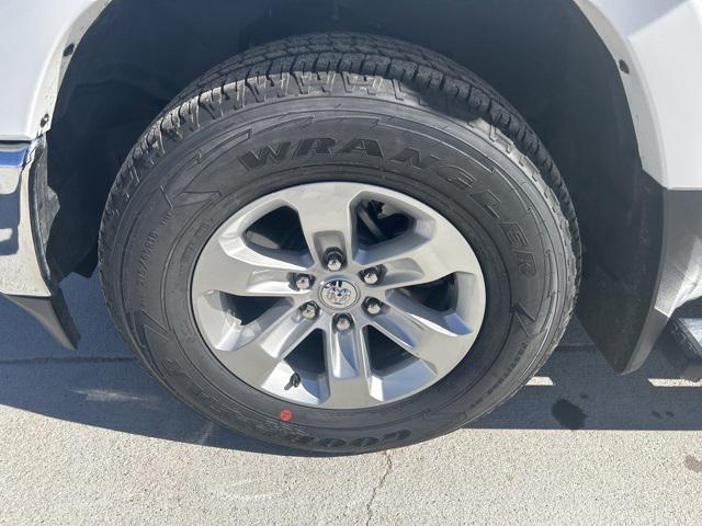 2022 RAM 1500 Laramie Crew Cab 4x4 57 Box 2022 RAM 1500 Laramie Crew Cab 4x4 57 Box