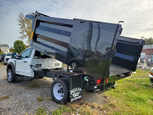 2023 Ford F-550 XL