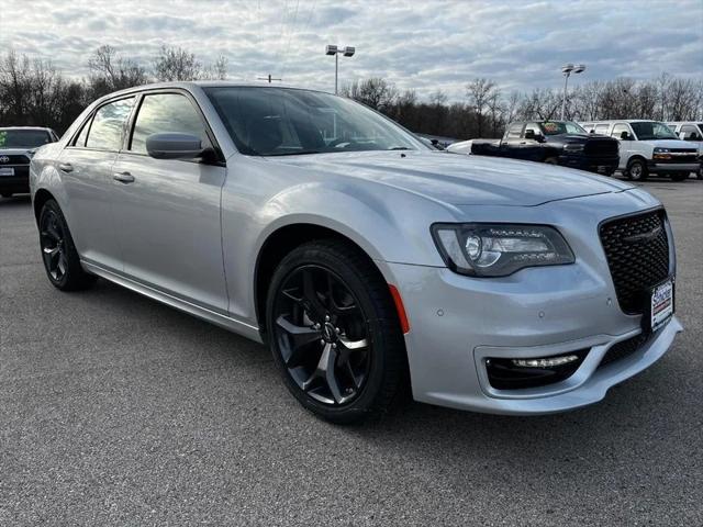 2023 Chrysler Chrysler 300 300 TOURING L RWD