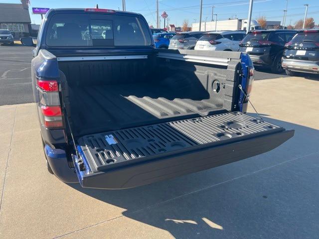 2023 Nissan Frontier Crew Cab Long Bed SV 4x4