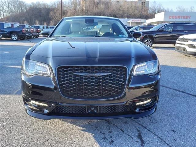 2023 Chrysler Chrysler 300 300 TOURING L AWD