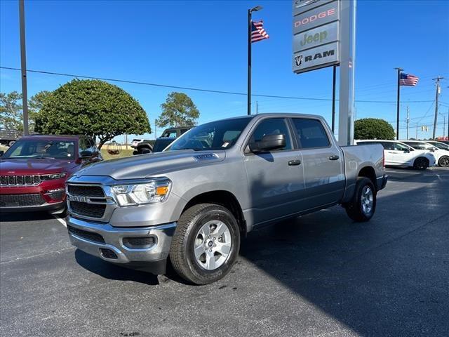 2024 RAM Ram 1500 RAM 1500 TRADESMAN CREW CAB 4X4 57 BOX