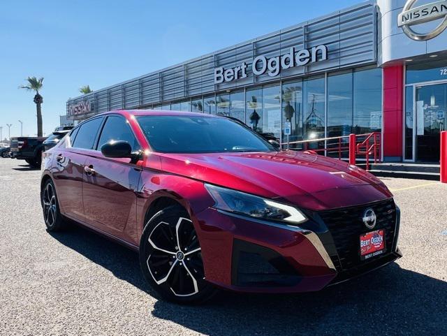 2023 Nissan Altima SR FWD 2023 Nissan Altima SR FWD