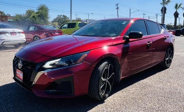 2023 Nissan Altima SR FWD 2023 Nissan Altima SR FWD