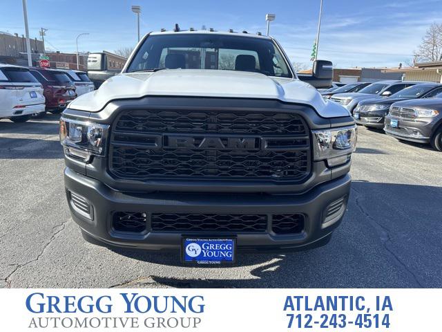 2024 Ram 3500 Tradesman/SLT
