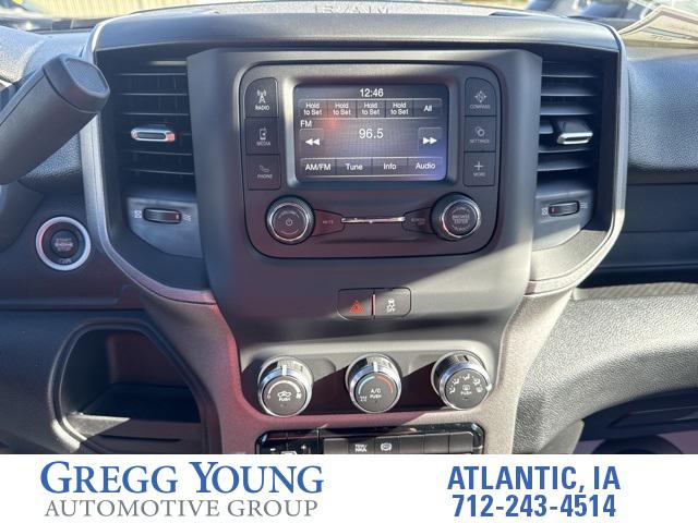 2024 Ram 3500 Tradesman/SLT