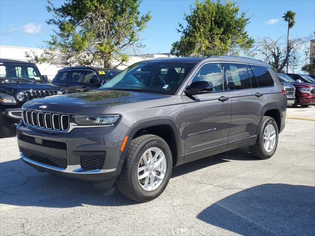 2023 Jeep Grand Cherokee L Laredo 4x4