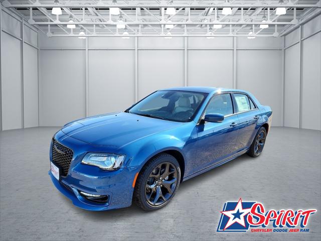 2023 Chrysler Chrysler 300 300 TOURING L RWD