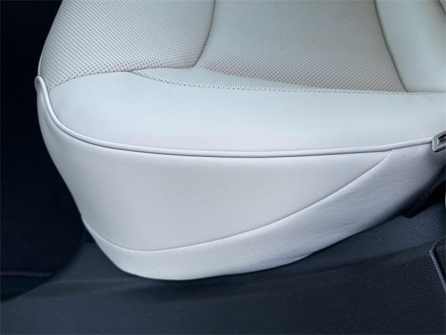 2023 Chrysler 300 Touring L