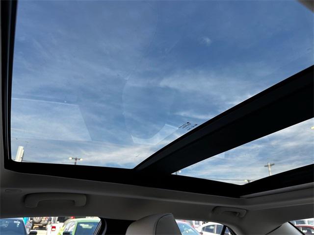 2023 Chrysler 300 Touring L
