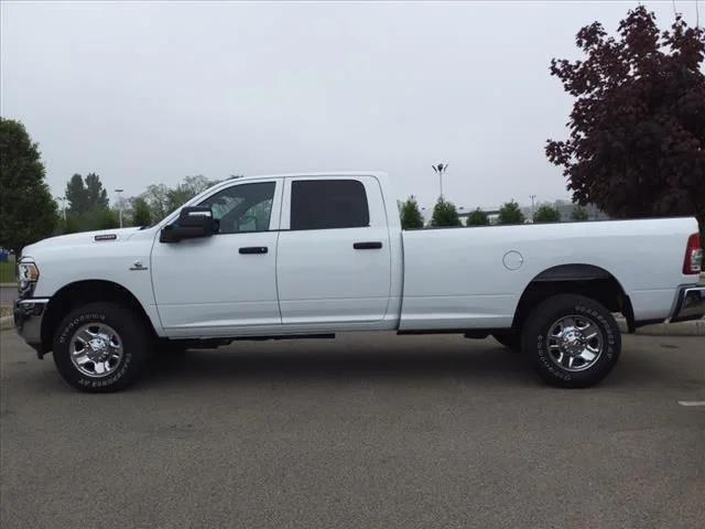 2024 RAM Ram 2500 RAM 2500 TRADESMAN CREW CAB 4X4 8 BOX