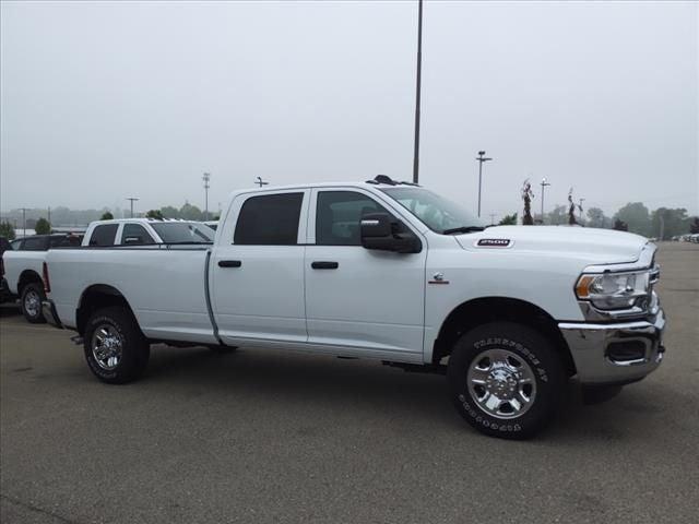 2024 RAM Ram 2500 RAM 2500 TRADESMAN CREW CAB 4X4 8 BOX