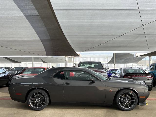 2023 Dodge Challenger CHALLENGER R/T SCAT PACK