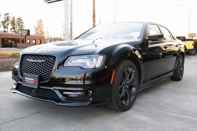 2023 Chrysler Chrysler 300 300S V8