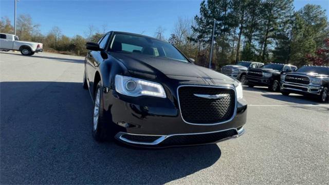 2023 Chrysler Chrysler 300 300 TOURING