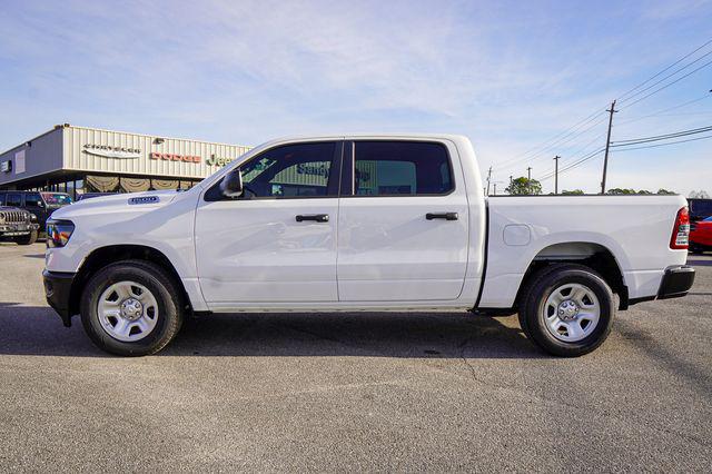 2024 RAM Ram 1500 RAM 1500 TRADESMAN CREW CAB 4X4 57 BOX