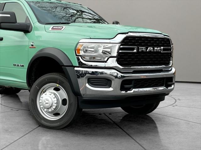 2024 RAM Ram 4500 Chassis Cab RAM 4500 SLT CHASSIS CREW CAB 4X4 60 CA