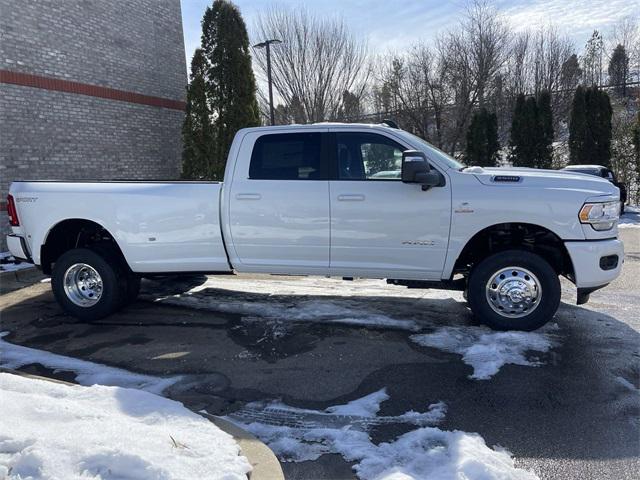 2024 RAM Ram 3500 RAM 3500 BIG HORN CREW CAB 4X4 8 BOX