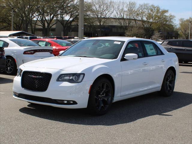 2023 Chrysler Chrysler 300 300S V6