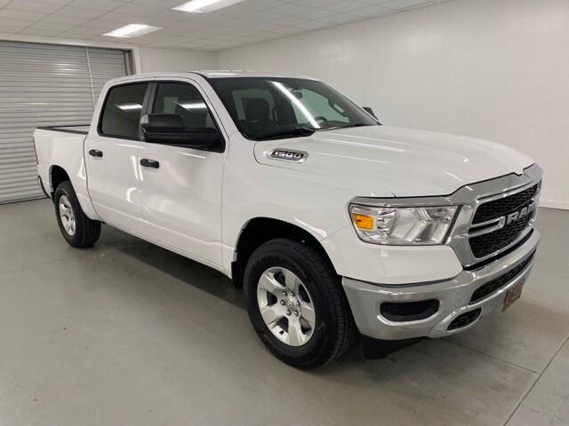 2024 RAM Ram 1500 RAM 1500 TRADESMAN CREW CAB 4X4 57 BOX