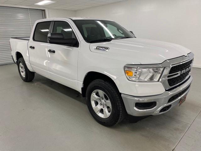 2024 RAM Ram 1500 RAM 1500 TRADESMAN CREW CAB 4X4 57 BOX