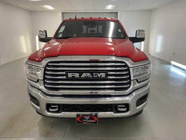 2024 RAM Ram 3500 RAM 3500 LIMITED LONGHORN CREW CAB 4X4 8 BOX