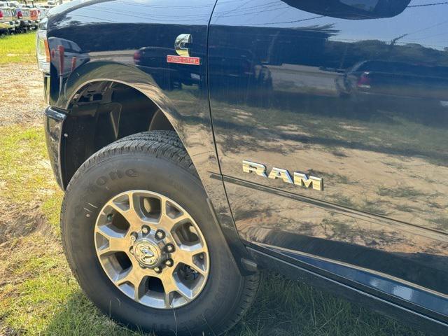 2024 RAM Ram 2500 RAM 2500 LARAMIE MEGA CAB 4X4 64 BOX
