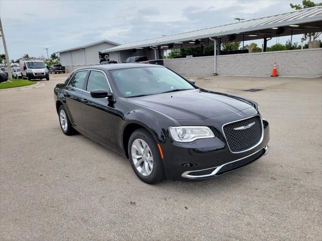 2023 Chrysler Chrysler 300 300 TOURING