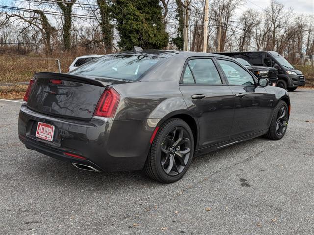 2023 Chrysler Chrysler 300 300S V8