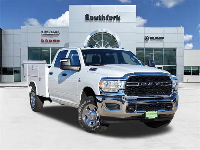 2024 RAM Ram 3500 RAM 3500 TRADESMAN CREW CAB 4X4 8 BOX