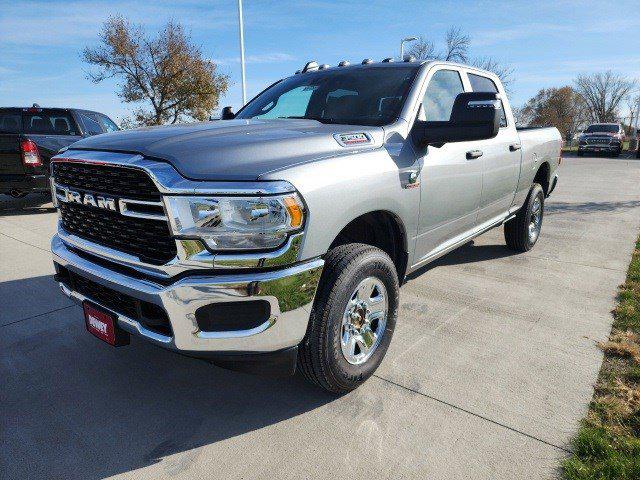 2024 RAM Ram 3500 RAM 3500 TRADESMAN CREW CAB 4X4 64 BOX