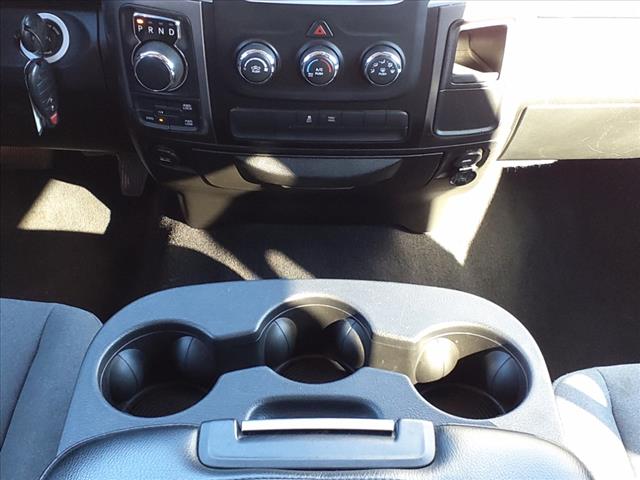 2021 Ram 1500 SLT Crew Cab 4x4 5'7" Box