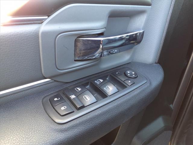 2021 Ram 1500 SLT Crew Cab 4x4 5'7" Box