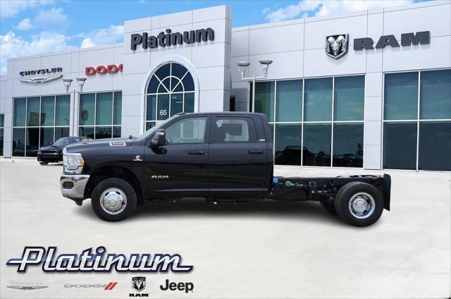 2024 RAM Ram 3500 Chassis Cab RAM 3500 SLT CREW CAB CHASSIS 4X4 60 CA