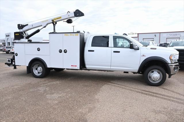 2024 RAM Ram 5500 Chassis Cab RAM 5500 TRADESMAN CHASSIS CREW CAB 4X4 84 CA