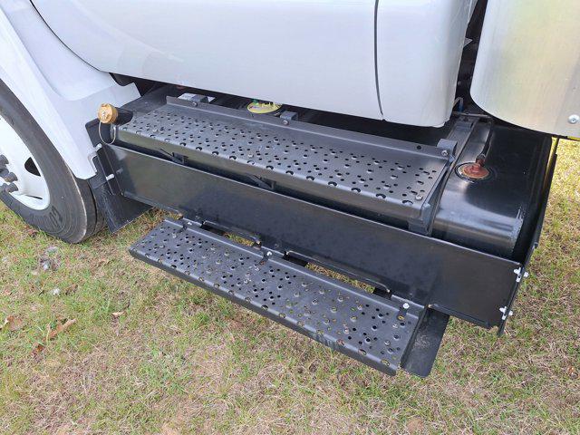 2024 Ford F-650 STRAIGHT