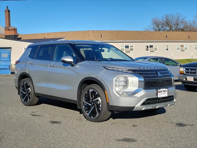 2024 Mitsubishi Outlander SE 2.5 S-AWC for sale in West Springfield, MA