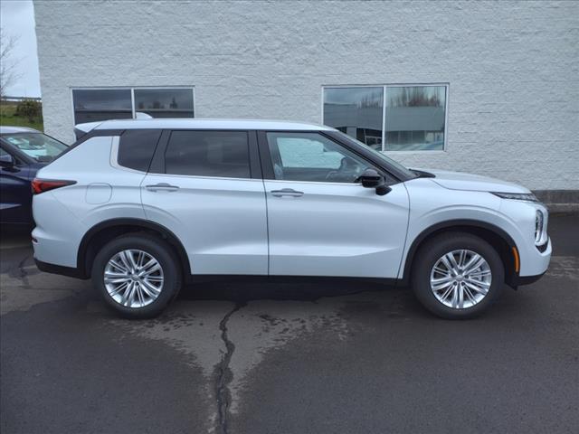 2024 Mitsubishi Outlander ES 2.5 S-AWC
