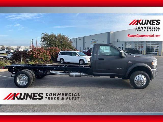 2024 RAM Ram 5500 Chassis Cab RAM 5500 SLT CHASSIS REGULAR CAB 4X4 120 CA