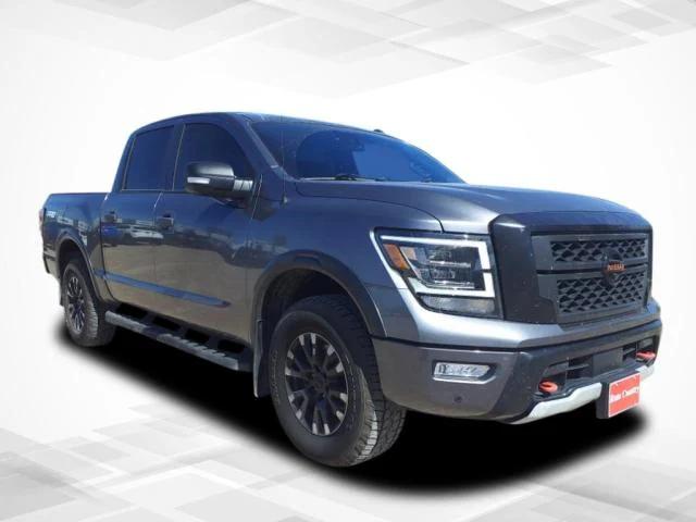 2020 Nissan TITAN Crew Cab PRO-4X 4x4