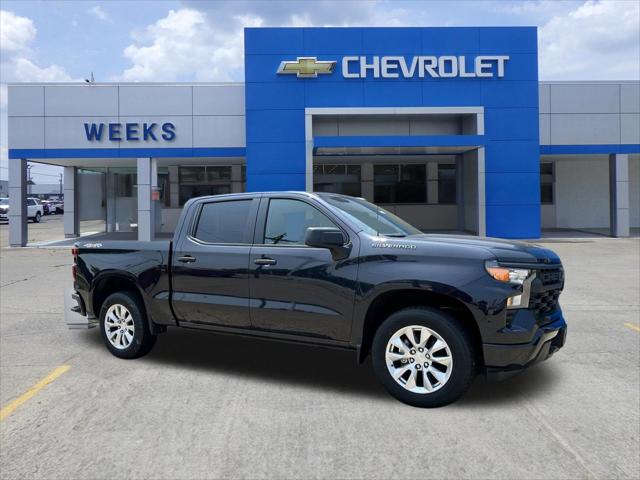 2023 Chevrolet Silverado 1500 4WD Crew Cab Short Bed Custom