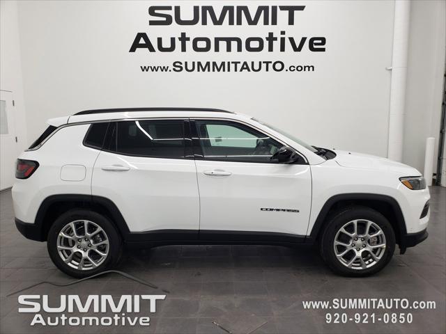 2024 Jeep Compass COMPASS LATITUDE LUX 4X4