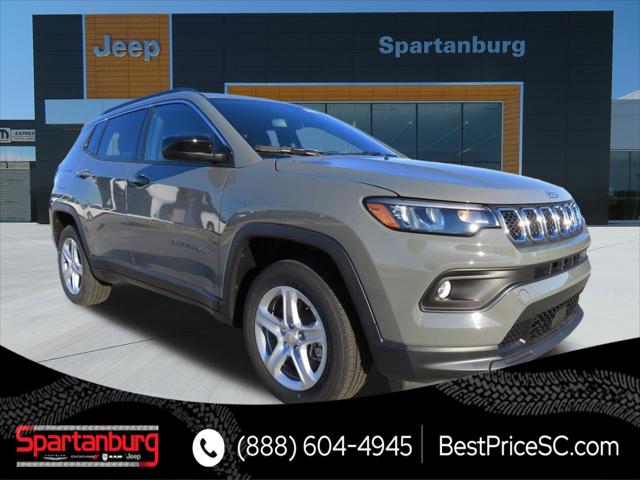 2024 Jeep Compass COMPASS LATITUDE 4X4