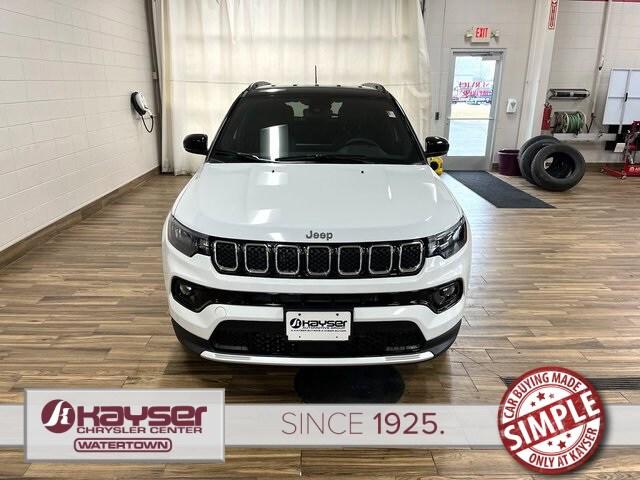 2024 Jeep Compass COMPASS LIMITED 4X4